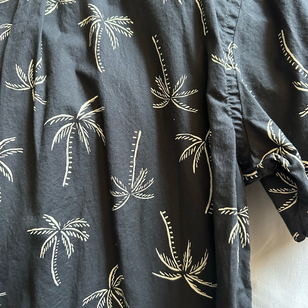 Palm tree button up - Picture 8 of 8